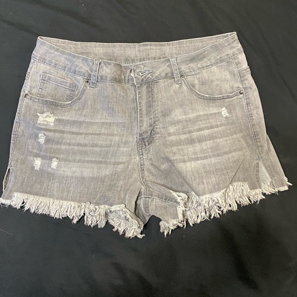 Grey wash shorts